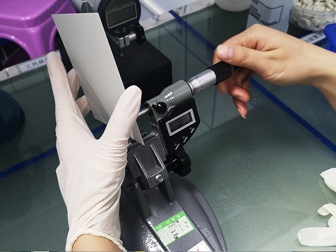 嚴(yán)格選材 嚴(yán)格選材